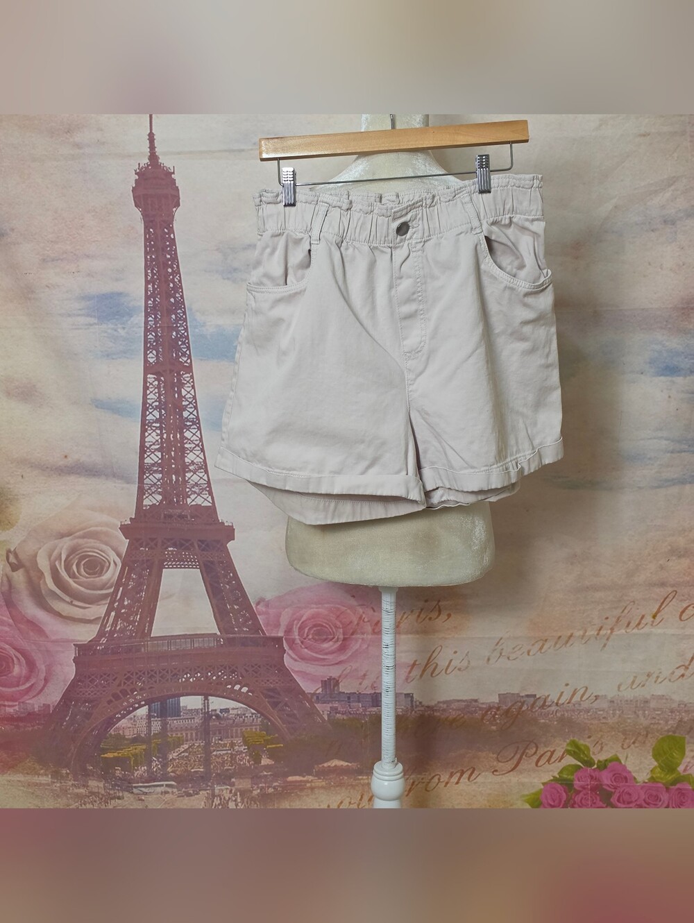 H&M Light Beige Paperbag Waist Bermuda Shorts